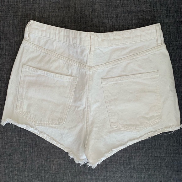 High Waisted Denim White Short - Picture 5 of 14